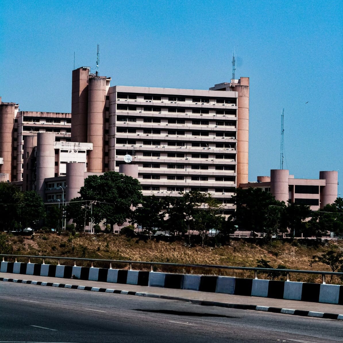 YasYum institutional deployments — government, education and healthcare infrastructure